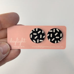 DASH STUDS - 4 COLOURS AVAILABLE