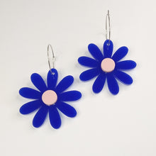 Load image into Gallery viewer, LARGE DAISY HOOPS // 3 COLOURS AVAILABLE
