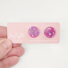 Load image into Gallery viewer, PRETTY PETALS MEDIUM STUDS  // 2 COLOURS AVAILABLE