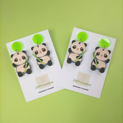 PANDA WITH BAMBOO DROP