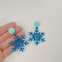 Load image into Gallery viewer, SNOWFLAKE LARGE - 2 COLOURS AVAILABLE
