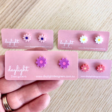 Load image into Gallery viewer, FLOWER POWER STUD MINI // 6 COLOURS AVAILABLE