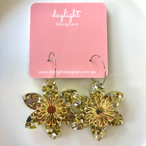 LUXE DAISY HOOP - 3 COLOURS AVAILABLE